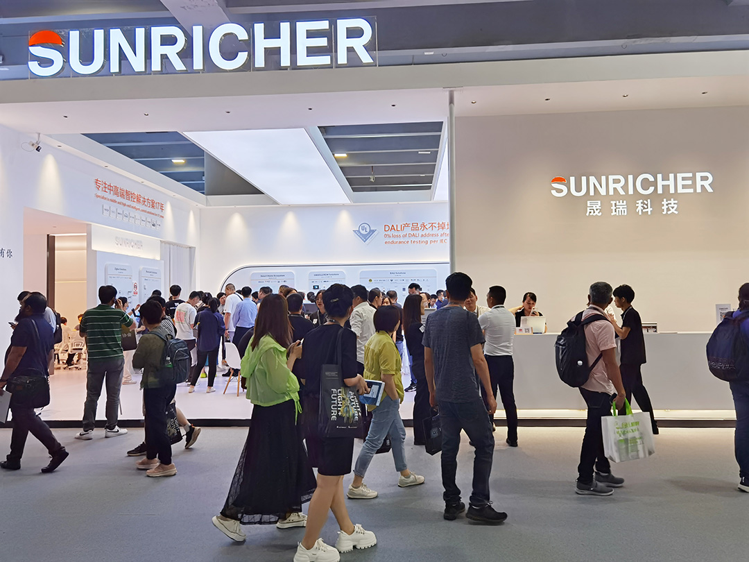 2 1080.jpg 2 1080.jpg